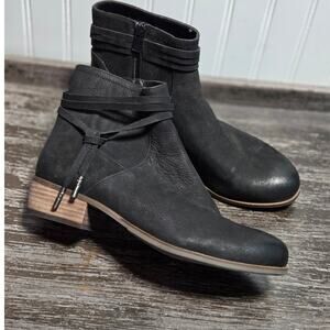 Aerosoles Women's Black Leather Upper Side Zip Comfort Ankle Boot Size 9M